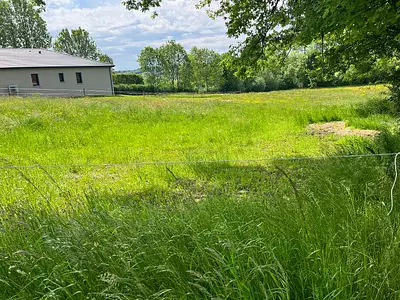 Terrain à bâtir, 1 600 m²