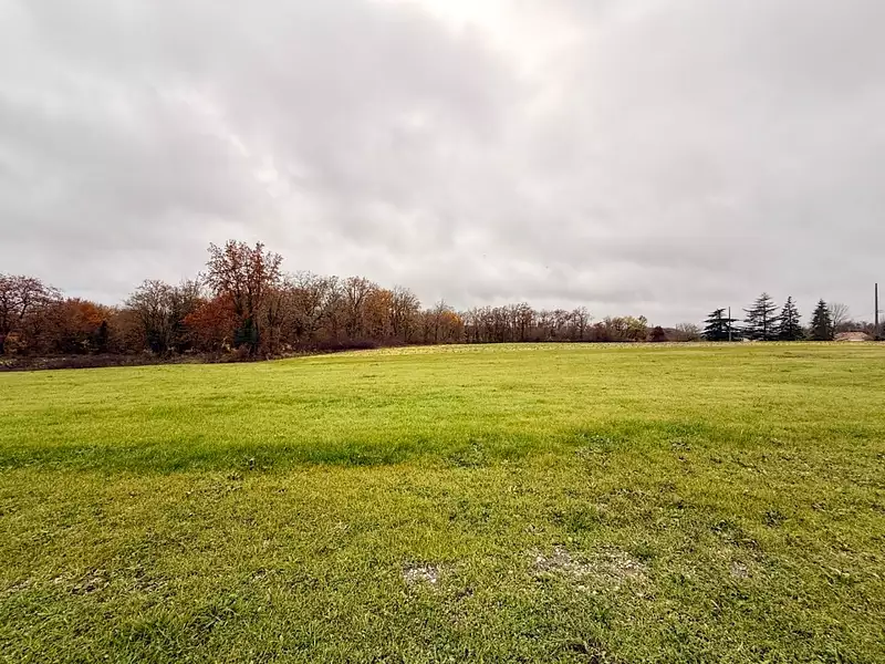 Terrain à bâtir, 900 m² - Ribagnac (24240)