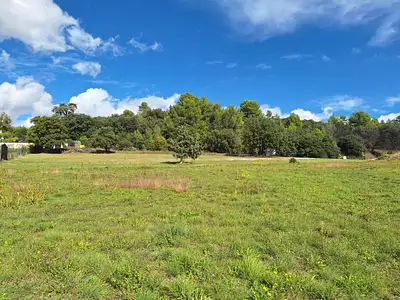 Terrain à bâtir, 651 m²