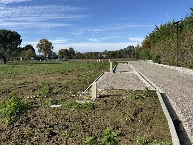 Terrain à bâtir, 852 m² - Le Passage (47520)