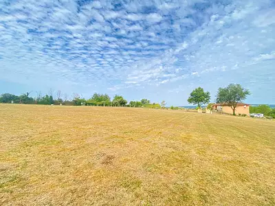 Terrain à bâtir, 2 040 m²