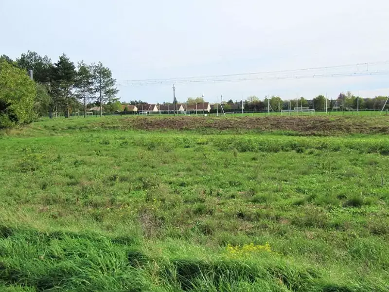 Terrain à bâtir, 550 m² - Saint-Ay (45130)