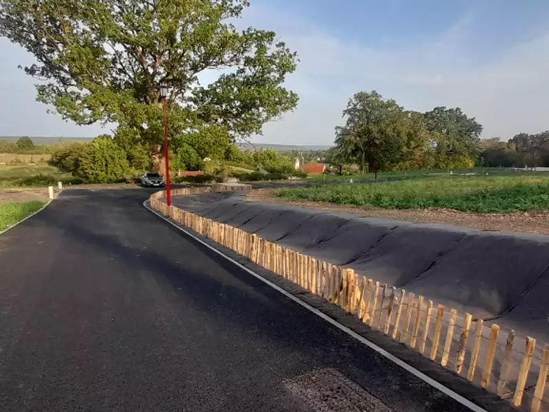 Terrain à bâtir, 2 090 m² - Le Vaudreuil (27100)