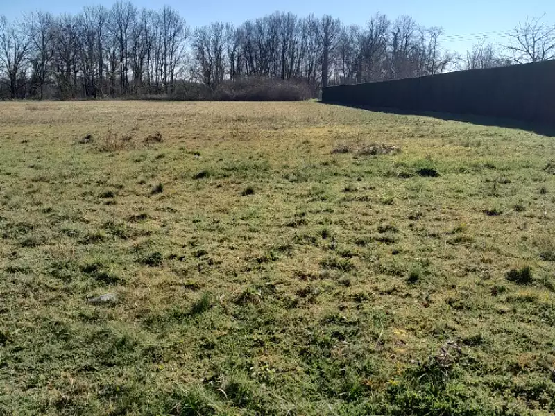 Terrain à bâtir, 750 m² - Ludon-Médoc (33290)