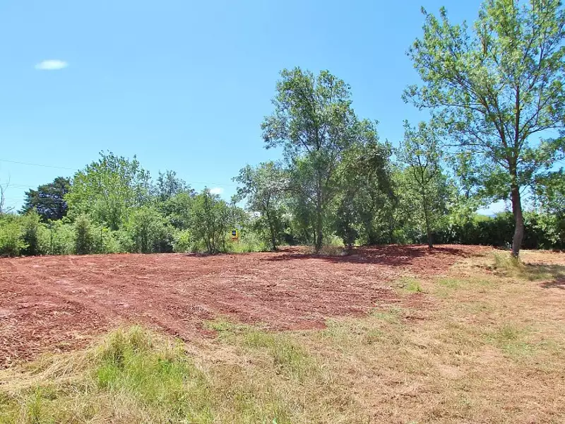 Terrain à bâtir, 445 m² - Le Cannet-des-Maures (83340)