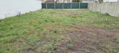 Terrain à bâtir, 330 m²