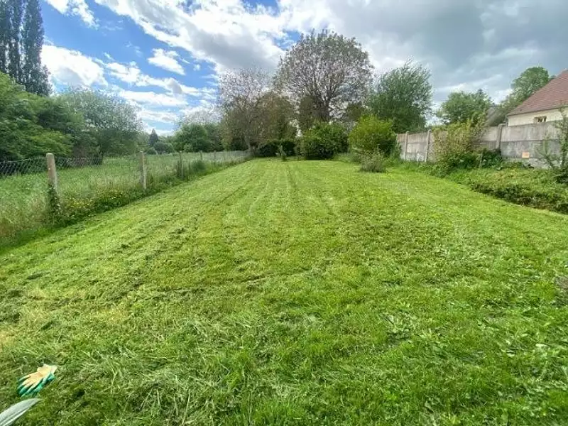 Terrain à bâtir, 580 m² - Champs-sur-Marne (77420)