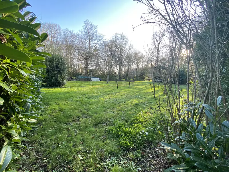 Terrain à bâtir, 550 m² - Besné (44160)