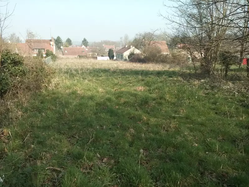 Terrain à bâtir, 367 m² - Clermont (60600)