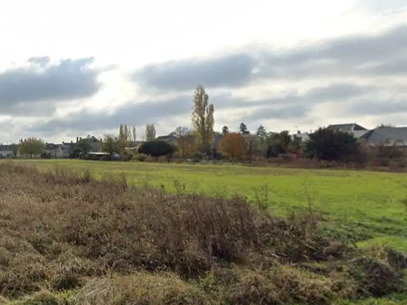 Terrain à bâtir, 500 m² - Manthelan (37240)