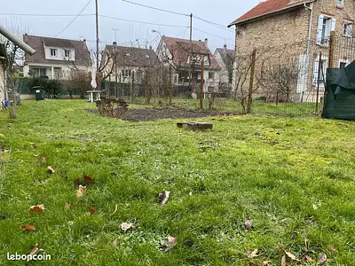 Terrain à bâtir, 296 m²