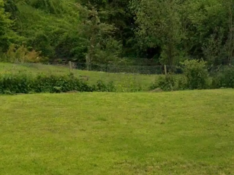 Terrain à bâtir, 1 128 m² - Nesle-Hodeng (76270)