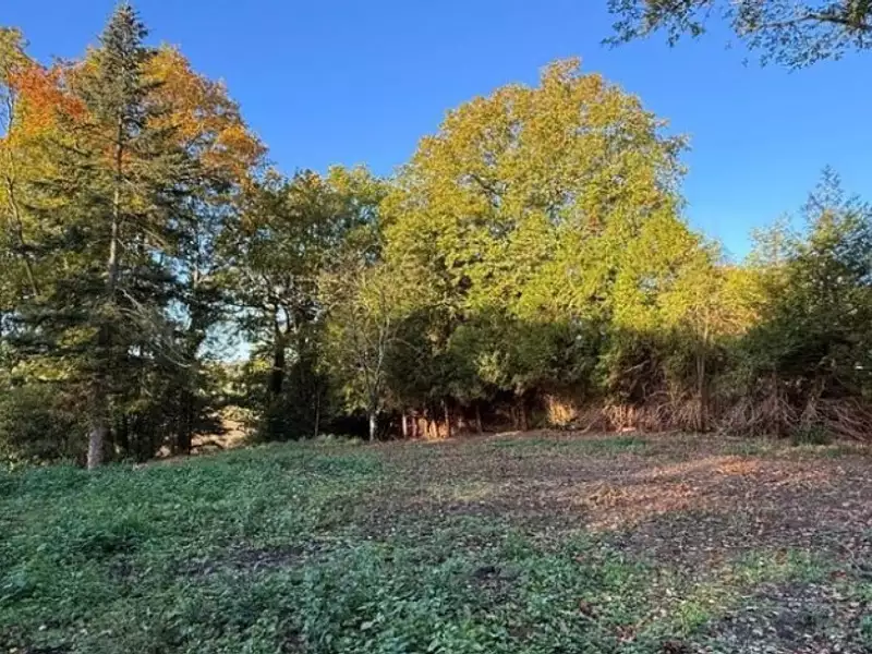 Terrain à bâtir, 1 835 m² - Le Val-David (27120)