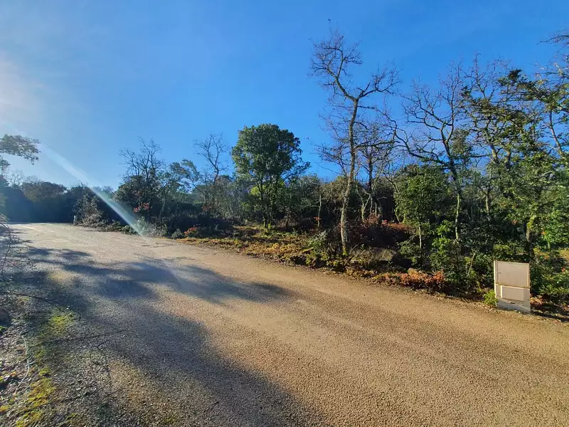 Terrain à bâtir, 1 150 m² - Labastide-de-Virac (07150)