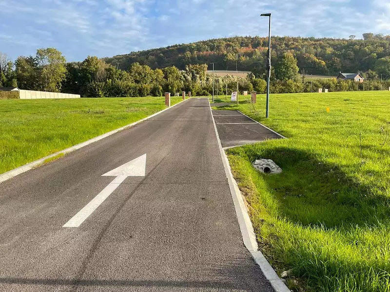 Terrain à bâtir, 594 m²