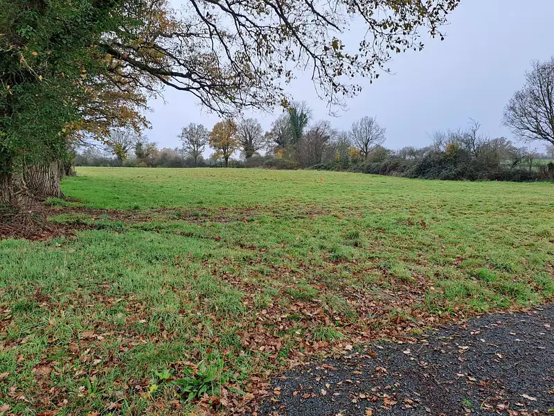 Terrain à bâtir, 400 m² - Segré-en-Anjou Bleu (49500)
