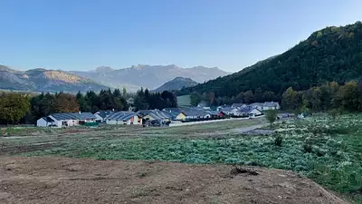 Terrain à bâtir, 652 m²