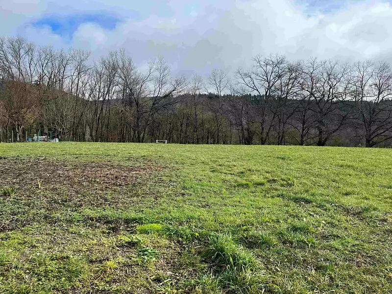 Terrain à bâtir, 2 000 m² - Lanzac (46200)