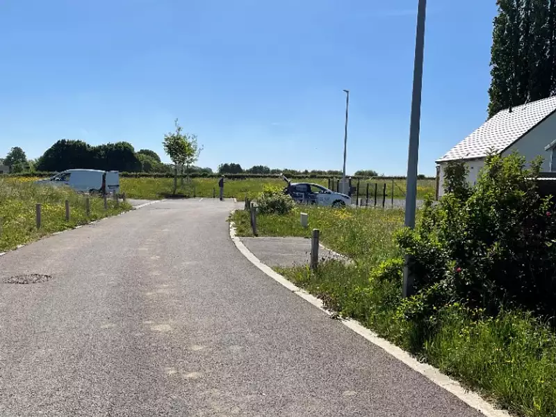 Terrain à bâtir, 751 m² - Bertry (59980)