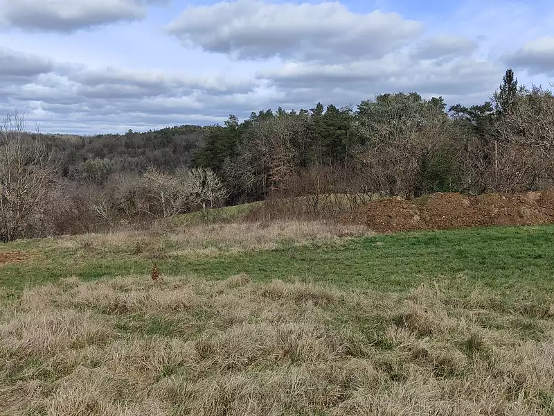 Terrain à bâtir, 927 m² - Montignac (24290)