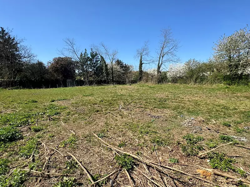Terrain à bâtir, 350 m² - Tignieu-Jameyzieu (38230)