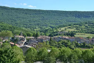 Terrain à bâtir, 1 390 m²