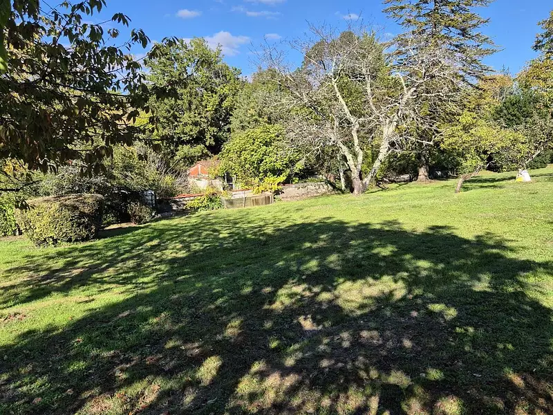 Terrain à bâtir, 800 m² - Mouthiers-sur-Boëme (16440)