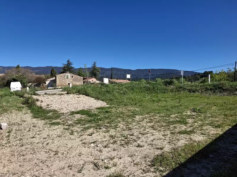 Maison neuve, 115 m² - Saint-Martin-de-la-Brasque (84760)