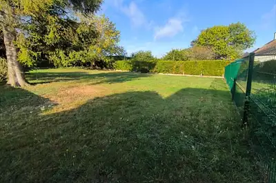 Terrain à bâtir, 701 m²