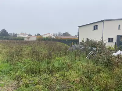 Terrain à bâtir, 340 m²