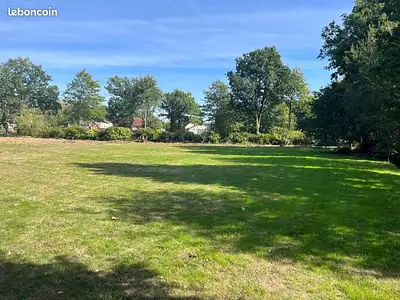 Terrain à bâtir, 1 102 m²