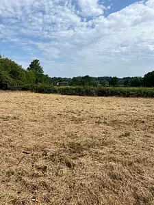 Terrain à bâtir, 638 m²