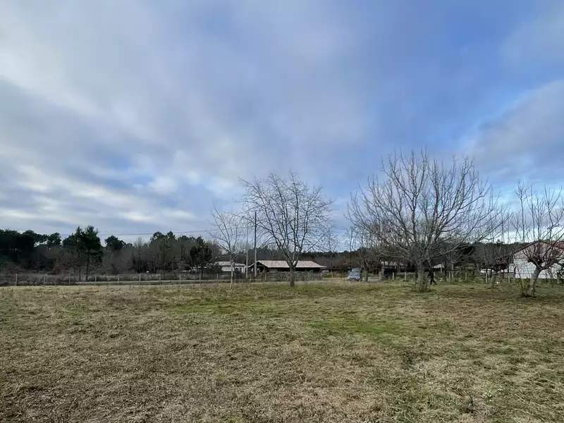 Terrain à bâtir, 366 m² - Belin-Béliet (33830)