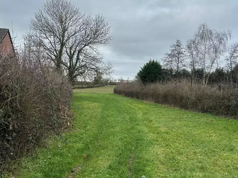 Terrain à bâtir, 400 m² - Montigny-en-Ostrevent (59182)