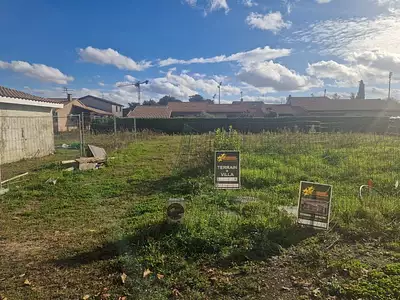 Terrain à bâtir, 485 m²