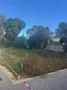 Terrain à bâtir, 296 m²