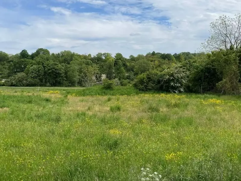 Terrain à bâtir, 339 m² - Boves (80440)