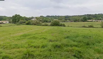 Terrain à bâtir, 2 000 m²