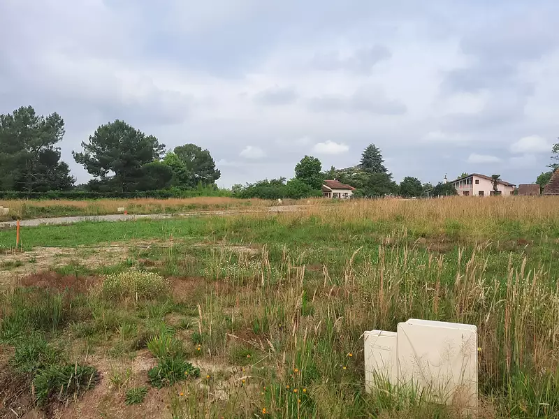Terrain à bâtir, 805 m² - Carcarès-Sainte-Croix (40400)