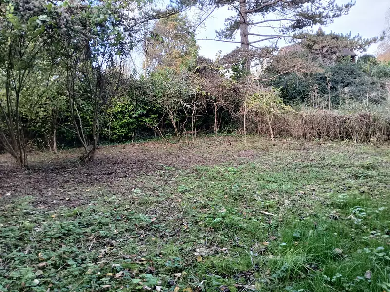 Terrain à bâtir, 590 m² - Gisors (27140)