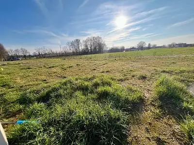 Terrain à bâtir, 588 m²