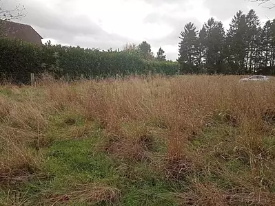 Terrain à bâtir, 682 m²