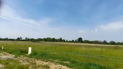 Terrain à bâtir, 1 916 m²