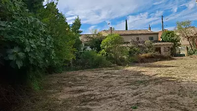 Terrain à bâtir, 226 m²