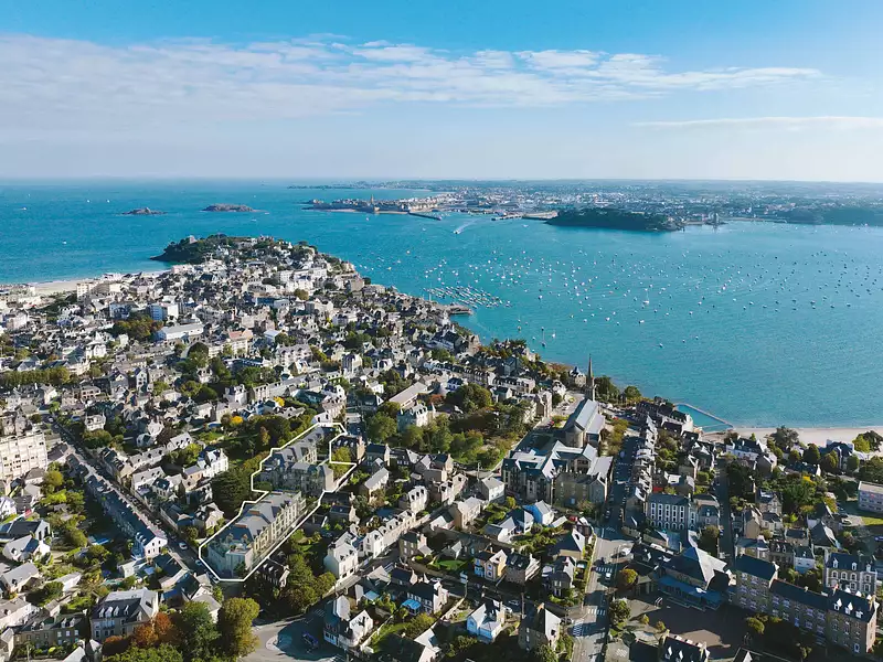 Cour Lawrence - Dinard (35800)