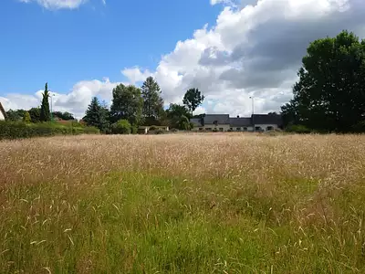 Terrain à bâtir, 2 415 m²