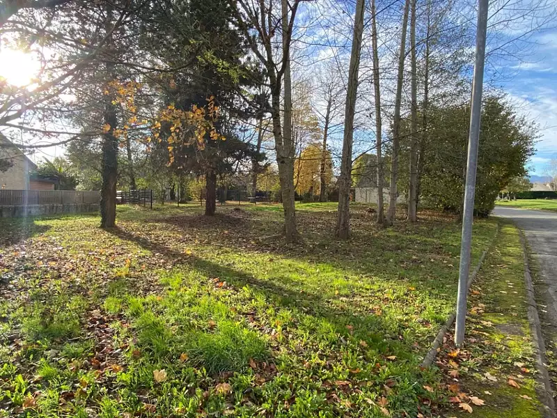 Terrain à bâtir, 590 m² - Azereix (65380)