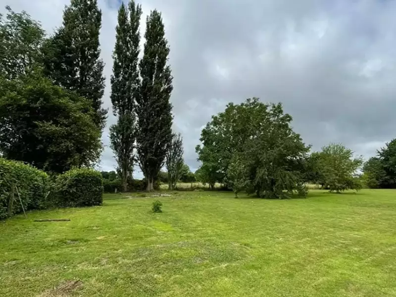Terrain à bâtir, 1 193 m² - Le Torquesne (14130)