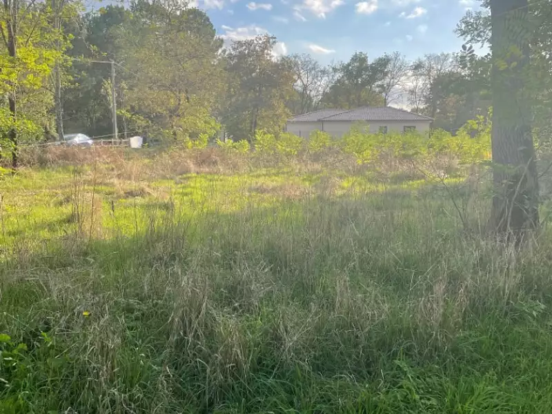 Terrain à bâtir, 790 m² - Le Barp (33114)