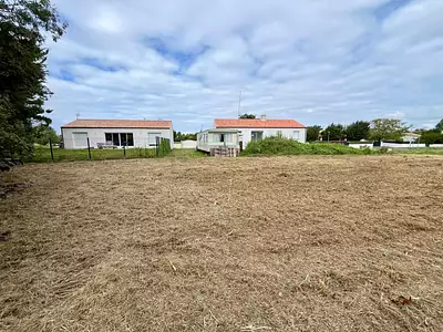 Terrain à bâtir, 770 m²